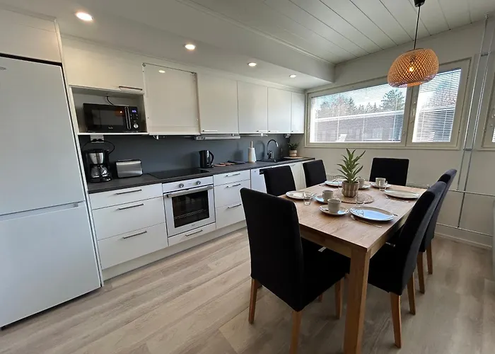 Kyllikinsola 18 B5 Tilava 52 Nelioeinen Rivitalokaksio 1-5 Henkiloeae Seinäjoki